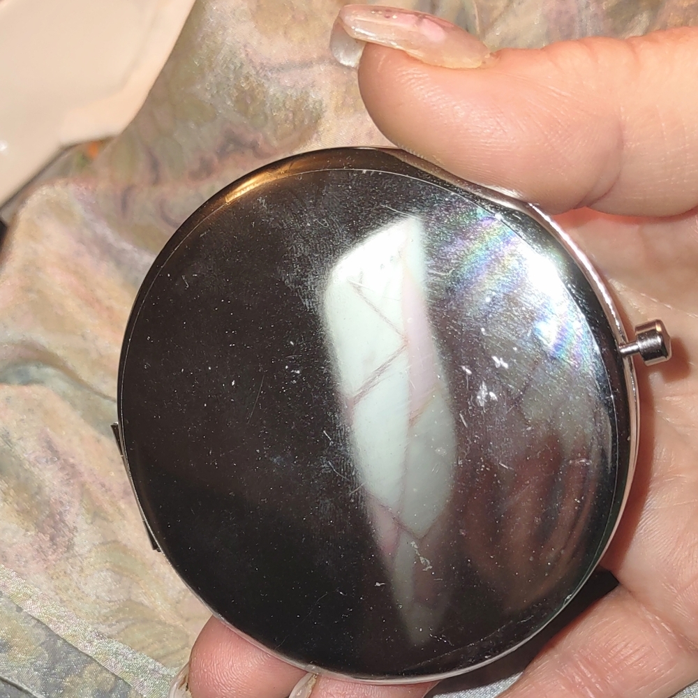 18th Century Style Vintage Compact Mirror Embellished - Picture 11 of 17
